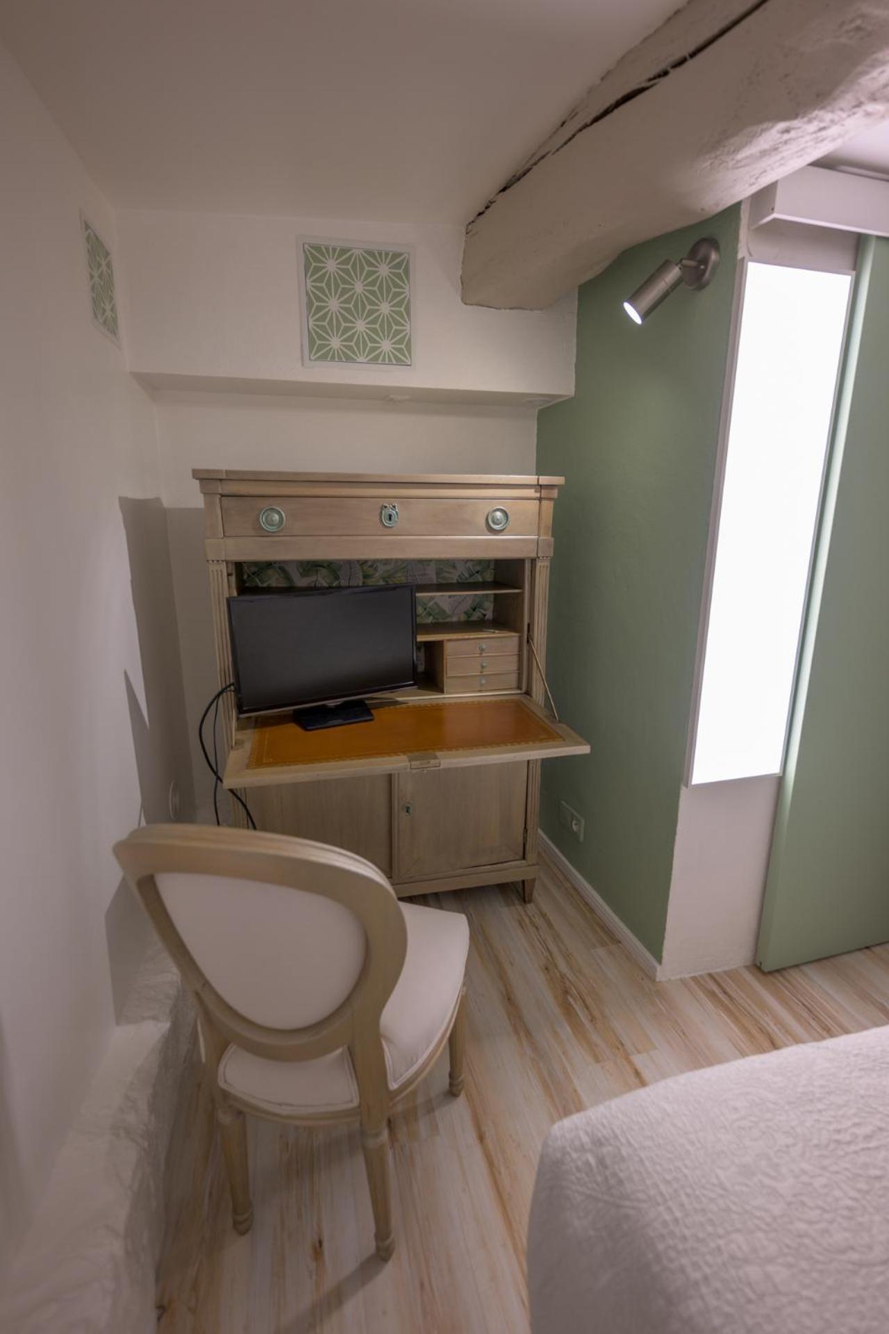 Cosy Flat In The Heart Of Valbonne Village Eksteriør billede